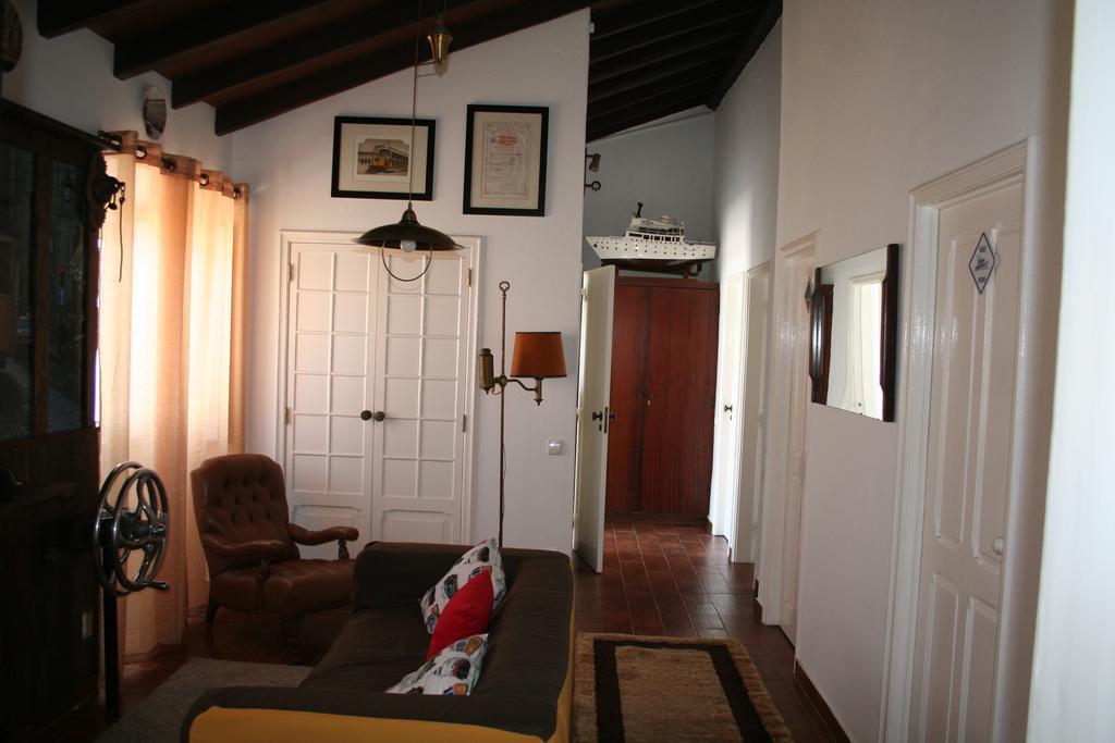 Santa Maria Do Mar Guest House Peniche Ngoại thất bức ảnh